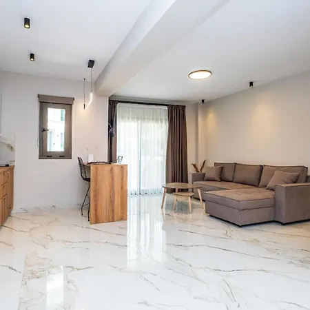 Meraki Hospitality Apartment Polychrono