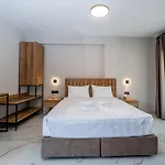 公寓 Meraki Hospitality 波利克罗诺