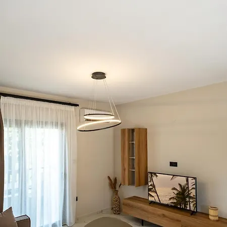 Meraki Hospitality * פוליכרונו
